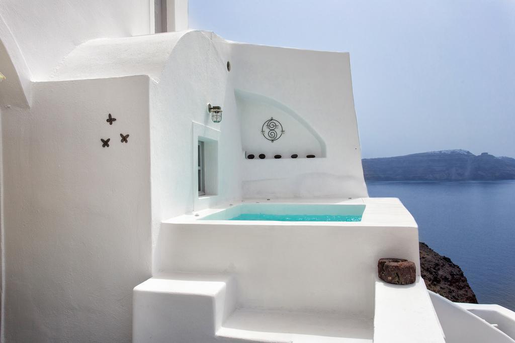 Liakada Oia Suites Exteriör bild