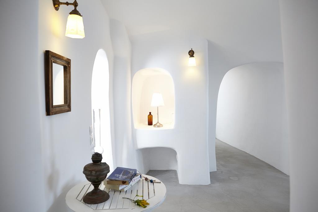Liakada Oia Suites Exteriör bild