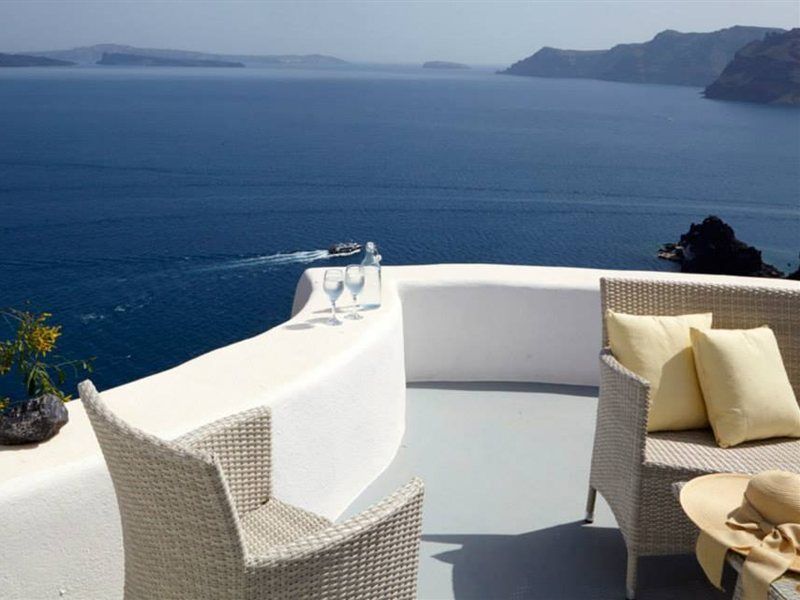Liakada Oia Suites Exteriör bild
