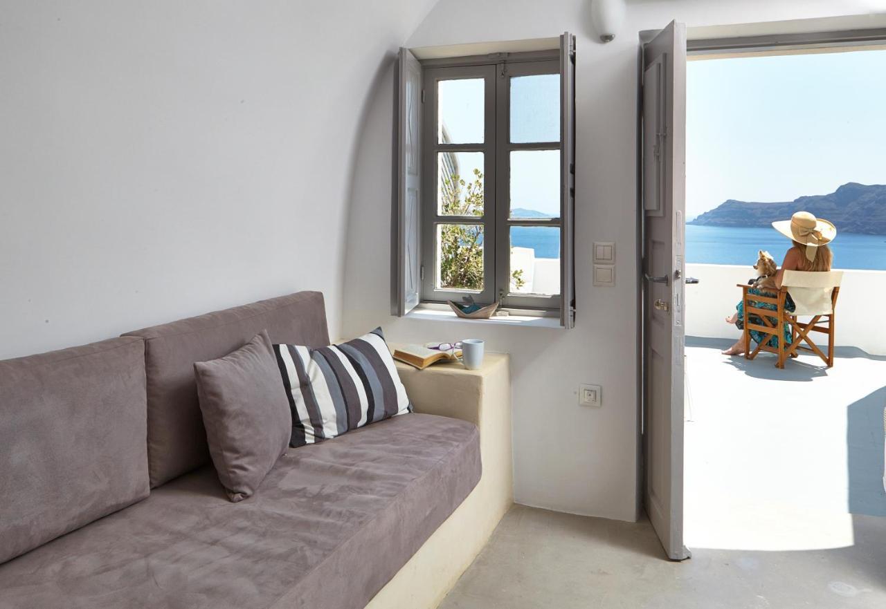 Liakada Oia Suites Exteriör bild